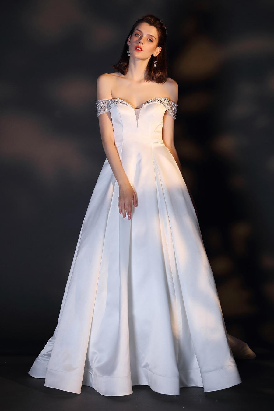 A-line Sweetheart Sleeveless Full Length Satin Wedding Dresses