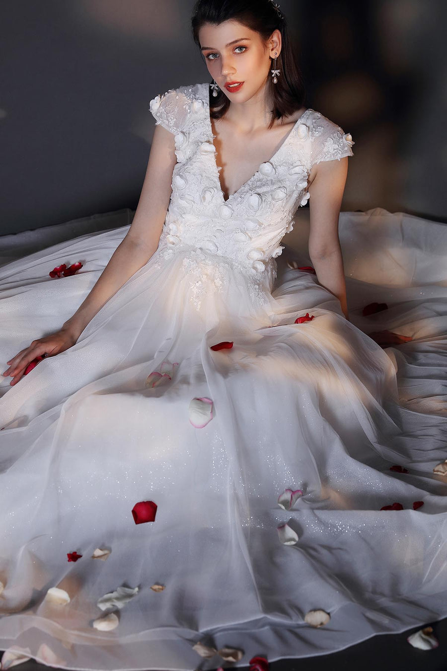 A-line V-neck Cap Sleeves Full Length Lace Wedding Dresses