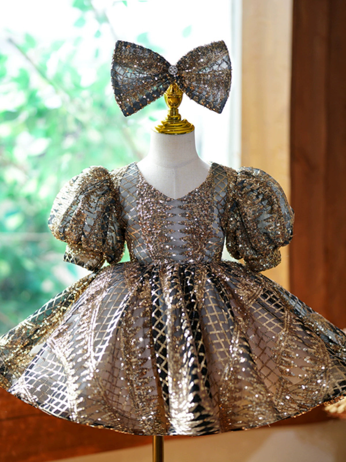 Princess Gold Sequined Back Zip Baptism Sequins Tea Length Short Sleeve Puff Sleeve V-Neck Flower Girl Dress
