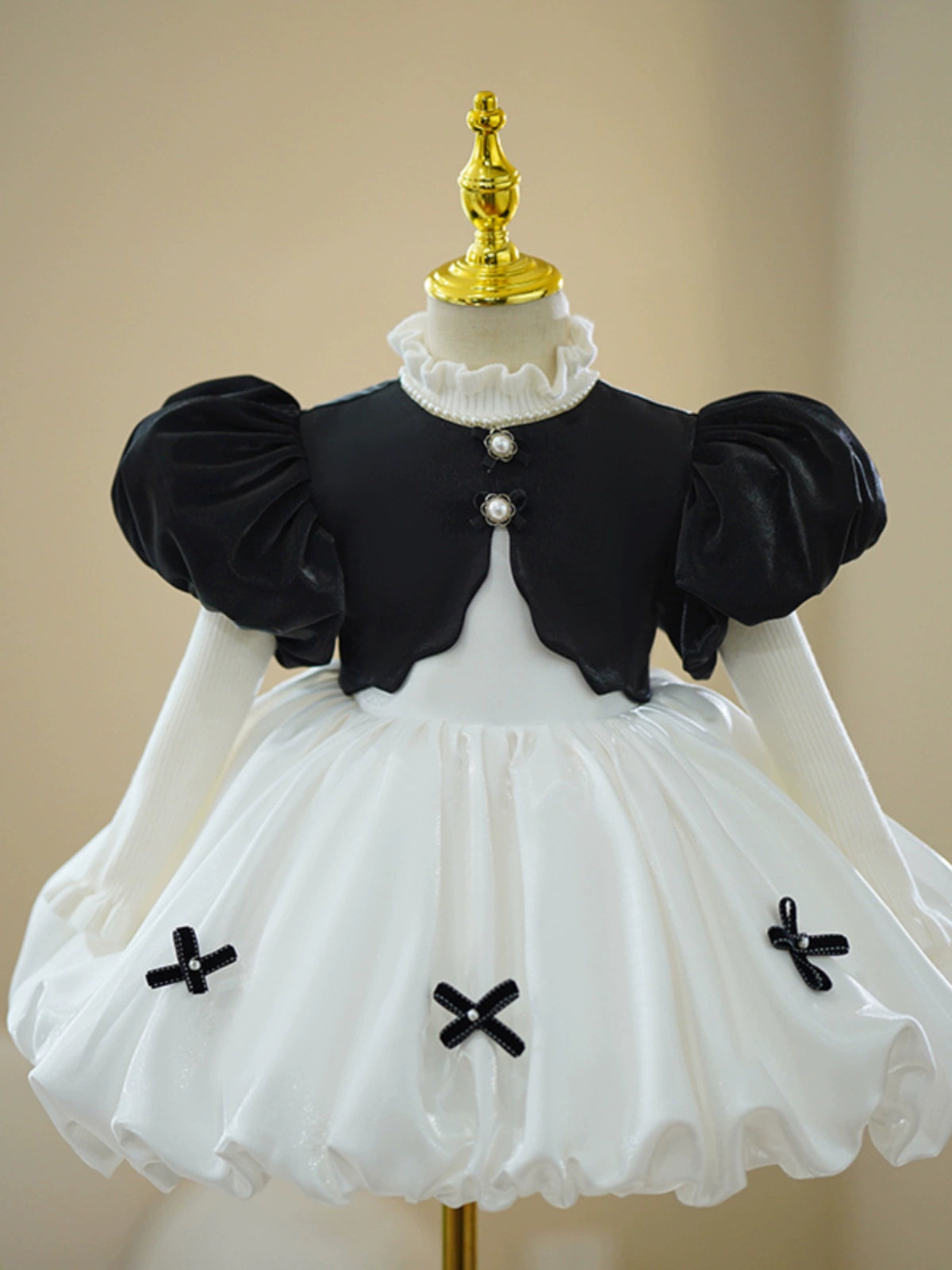 Princess White Satin Back Zip Baptism Bow(s) Tea Length Short Sleeve Puff Sleeve Round Flower Girl Dress